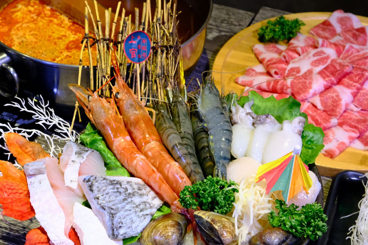 中原夜市美食推薦|上官木桶鍋高品質極鮮食材海陸火鍋中壢火鍋推薦 - 第2張圖