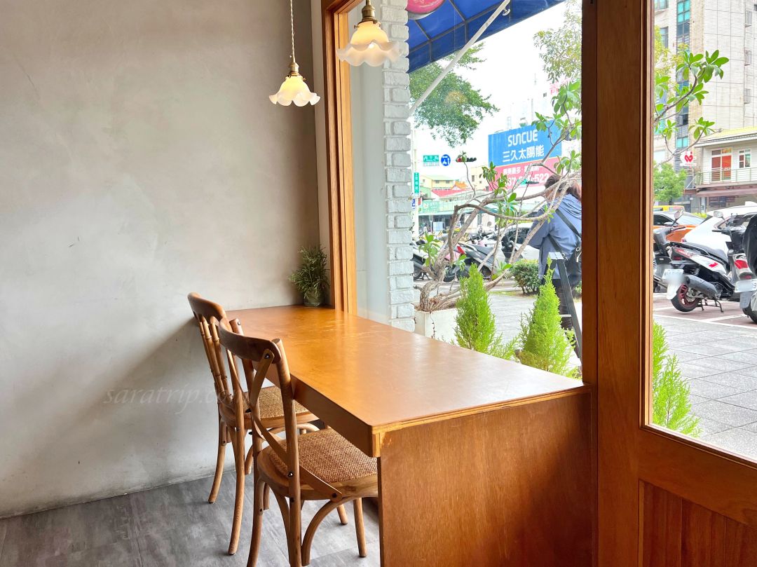嘉義美食推薦|養牛人家早午餐下午茶親子寵物友善餐廳 - 第5張圖 養牛人家垂楊店環境氛圍