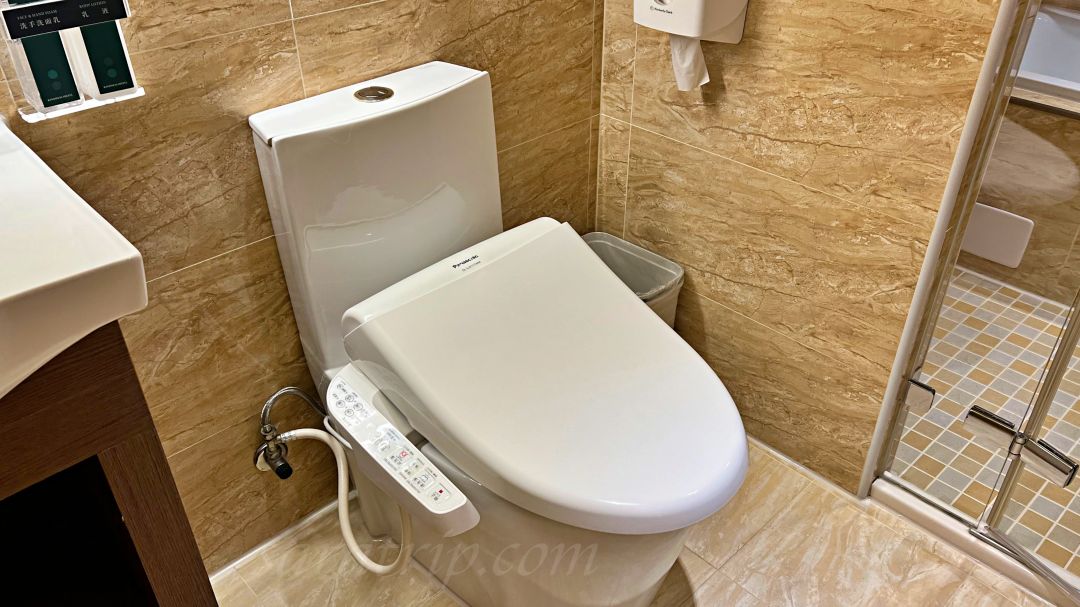 高雄康橋覺民館：親子友善的高CP值住宿，免費宵夜當晚餐、豐盛早餐