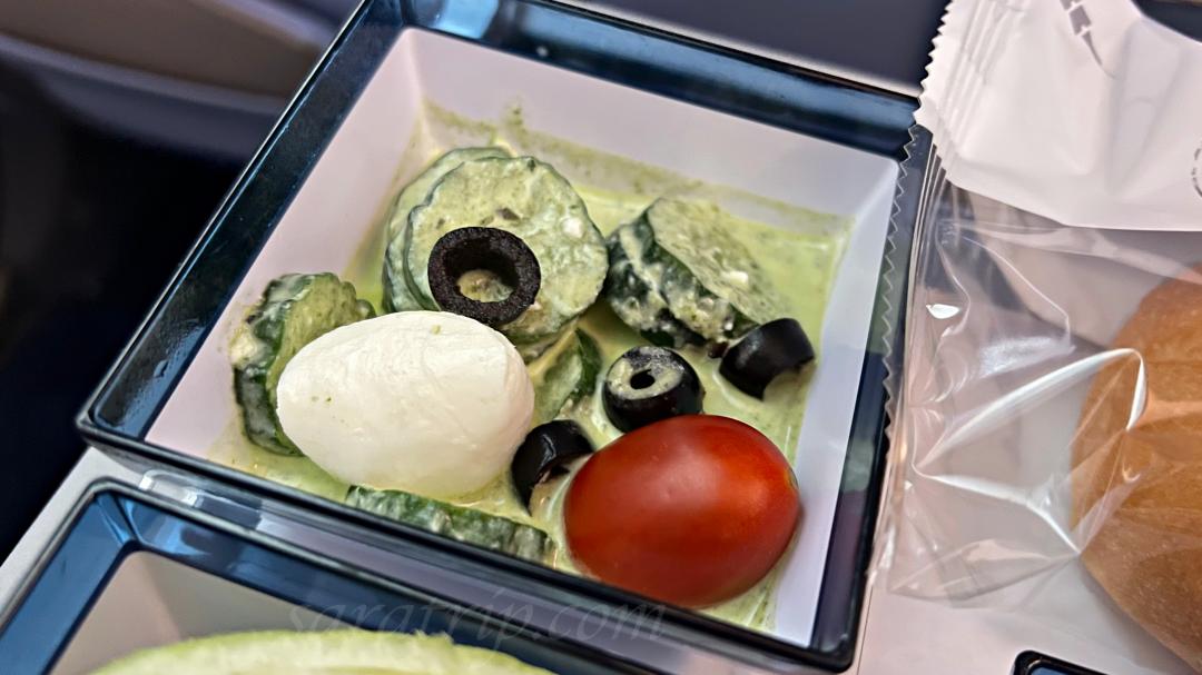 華航A321neo經濟艙開箱|台北直飛清邁,機上餐點 - 第17張圖 華航A321neo經濟艙開箱|台北直飛清邁,機上餐點