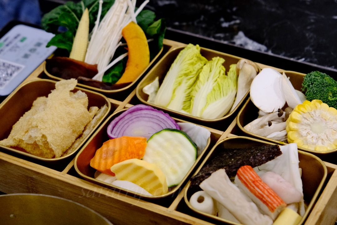 【雲林火鍋推薦】鵝与鍋虎尾總店｜全台第一鵝肉火鍋！20隻鵝熬8小時的鵝白湯
